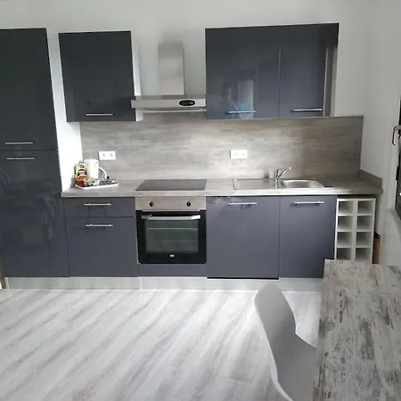 Neuf Confort, Climatisé, Parking Privé Et Wifi Appartement *